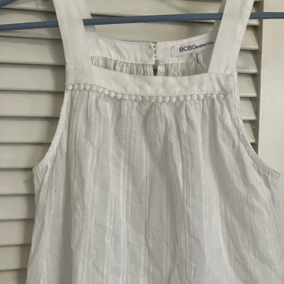 BCBGeneration White Boho Tank - Picture 4 of 6